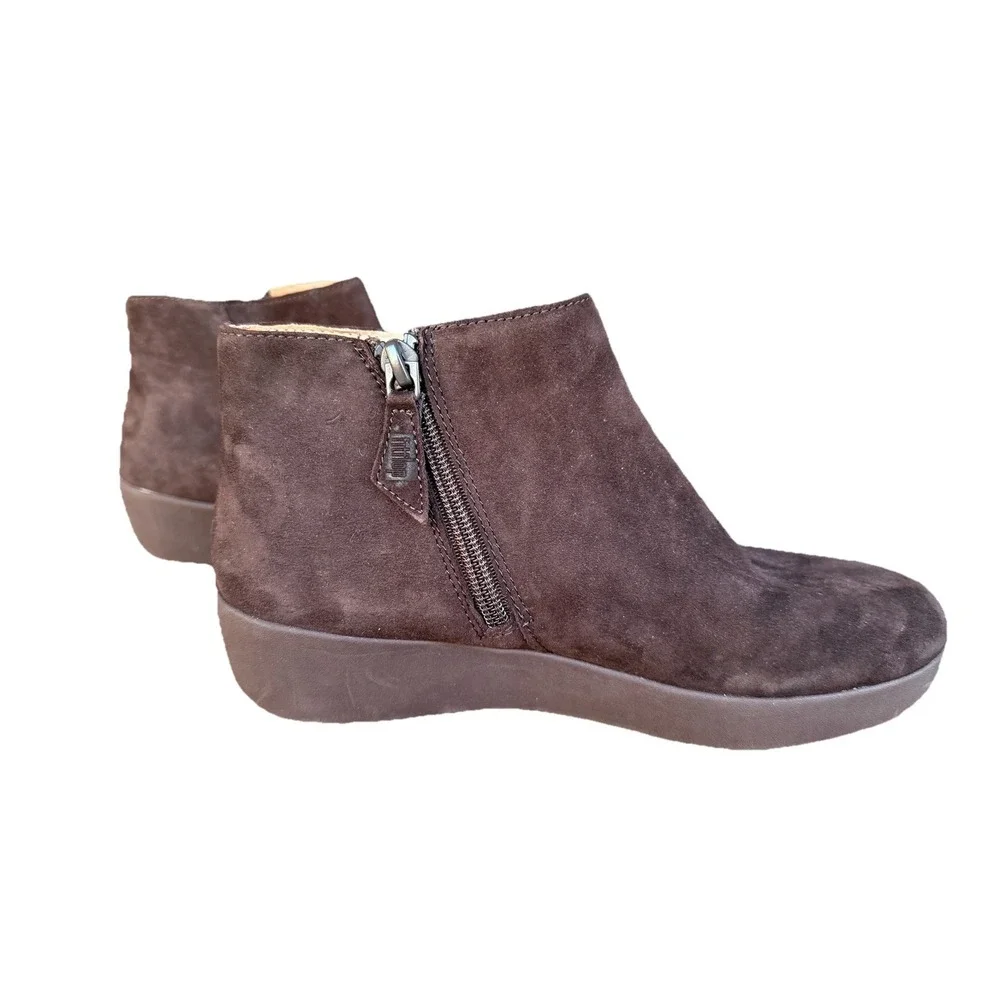 FitFlop Sumi suede ankle boots in chocolate brown Women's Booties Size 5